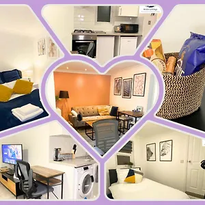 Apartment February Bliss Special, Unwind In Style With Our Exclusive Sa Promo, Book Now