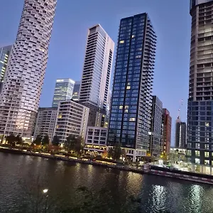 Apartment Canary Wharf View