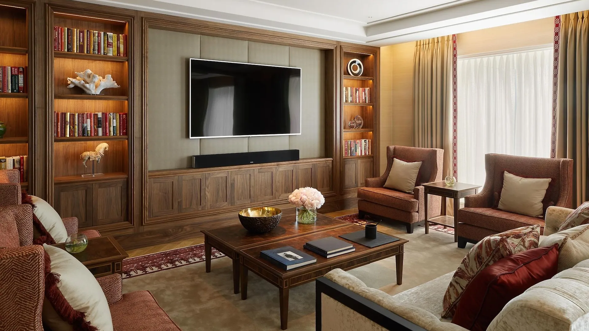 Four Seasons Hotel London At Tower Bridge