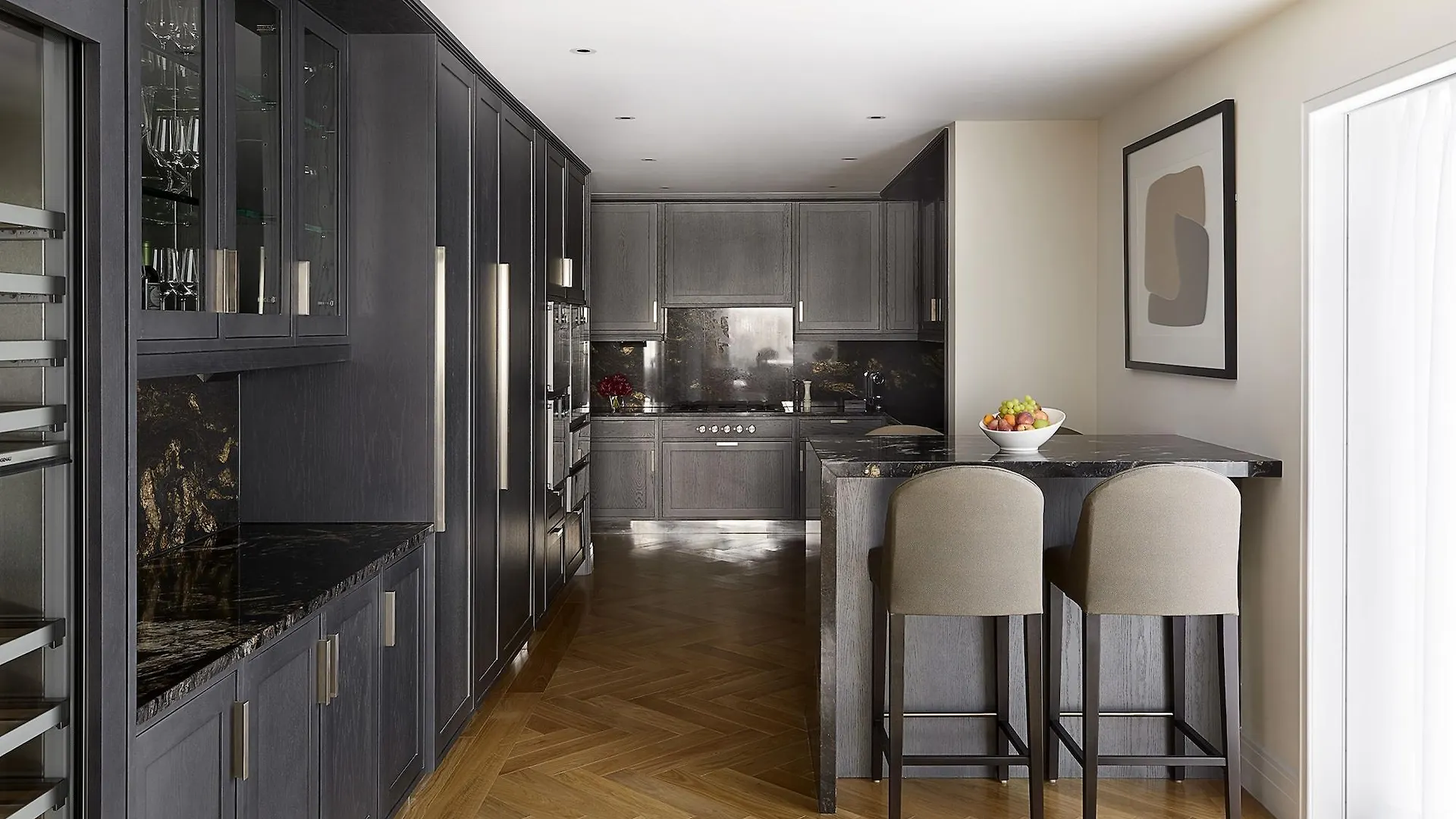 Four Seasons Hotel London At Tower Bridge 5*,  United Kingdom