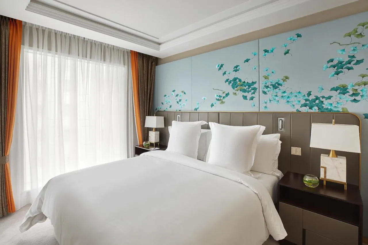 Four Seasons Hotel London At Tower Bridge